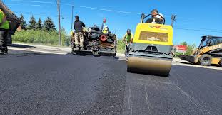 Why Choose Us For All Your Driveway Paving Needs in Dysart, IA?